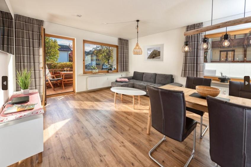 Staufenhirsch Apartment Oberstaufen Buitenkant foto